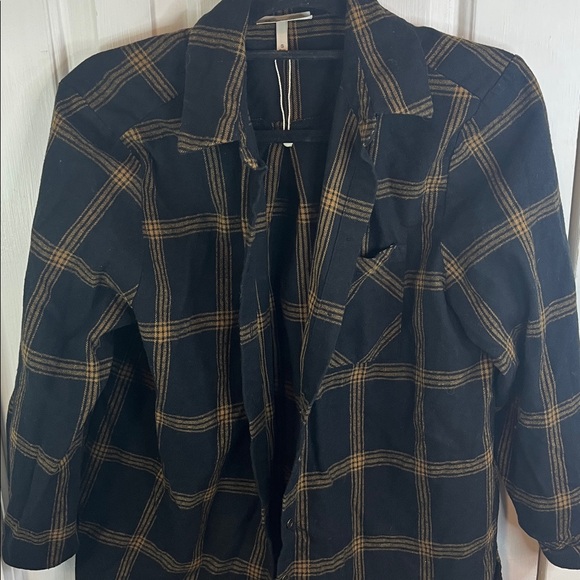 NWOT Hester & Orchard Sz Small Plaid flannel long sleeve - Picture 2 of 6
